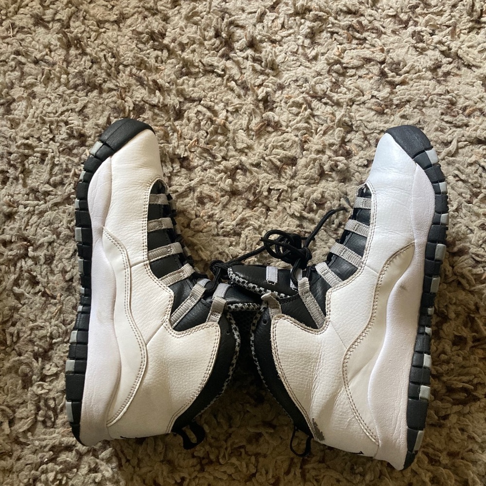 Jordans Size 7